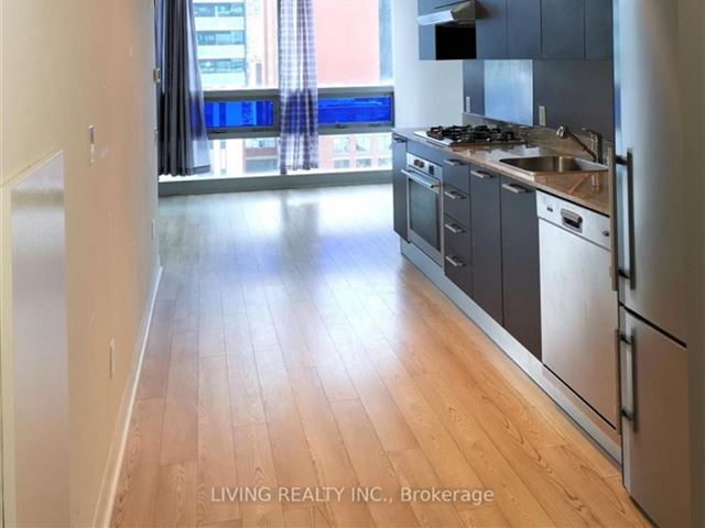 M5V - 809 375 King Street West - photo 1