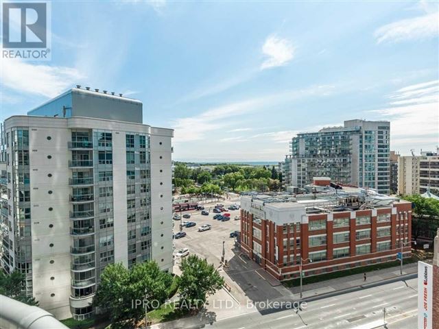 Panorama - 1001 38 Dan Leckie Way - photo 2