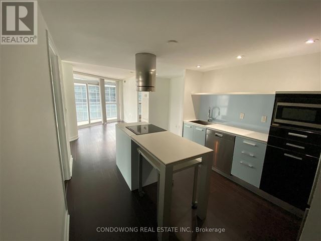 Panorama - 1101 38 Dan Leckie Way - photo 1