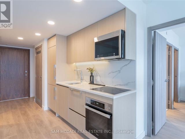 Central Condos - 4302 38 Widmer Street - photo 2