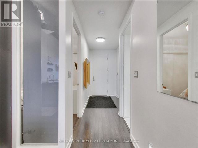 Madison Avenue Lofts - 242 380 Macpherson Avenue - photo 2