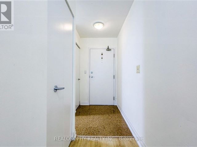 Apex at Cityplace - 1905 381 Front Street West - photo 2