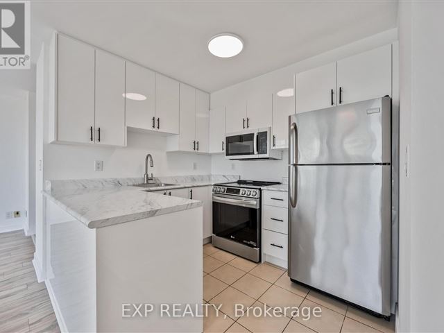 Apex at Cityplace - 1803 381 Front Street West - photo 2