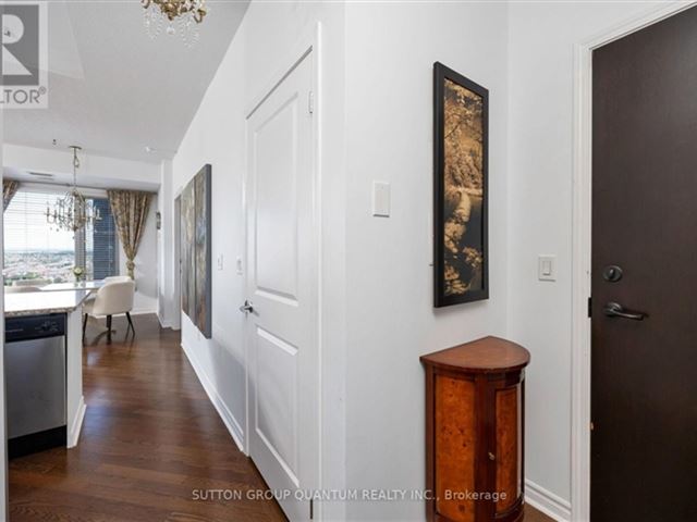 Chicago - 1911 385 Prince Of Wales Drive - photo 3