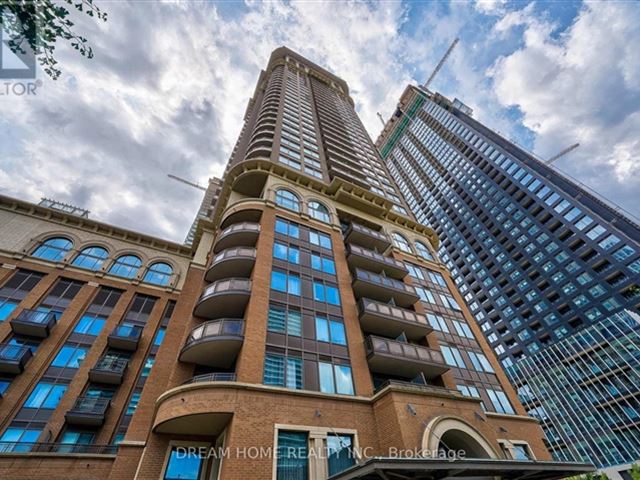 Chicago - 3205 385 Prince Of Wales Drive - photo 2