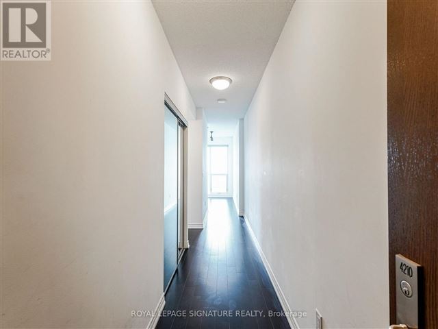 Aura at College Park - 4210 386 Yonge Street - photo 2