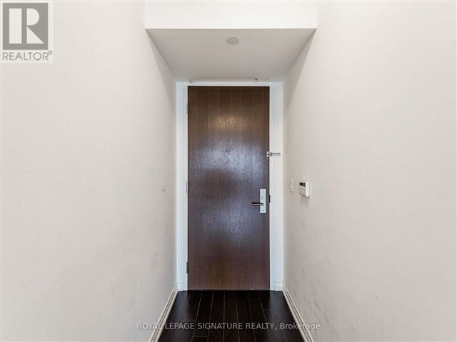 Aura at College Park - 4210 386 Yonge Street - photo 3