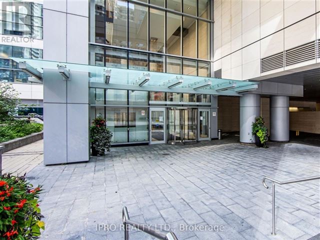 Aura at College Park - 708 386 Yonge Street - photo 3