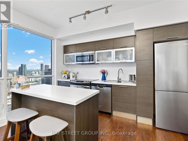 Aura at College Park - 4115 386 Yonge Street - photo 3