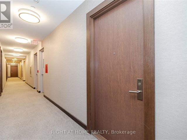 Aura at College Park - 3501 386 Yonge Street - photo 3