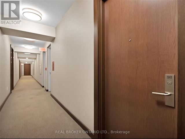 Aura at College Park - 3001 386 Yonge Street - photo 3