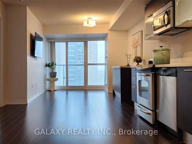 Aura at College Park - 1505 386 Yonge Street - photo 3