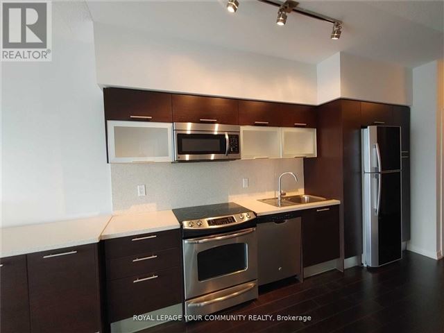 Aura at College Park - 4716 386 Yonge Street - photo 2