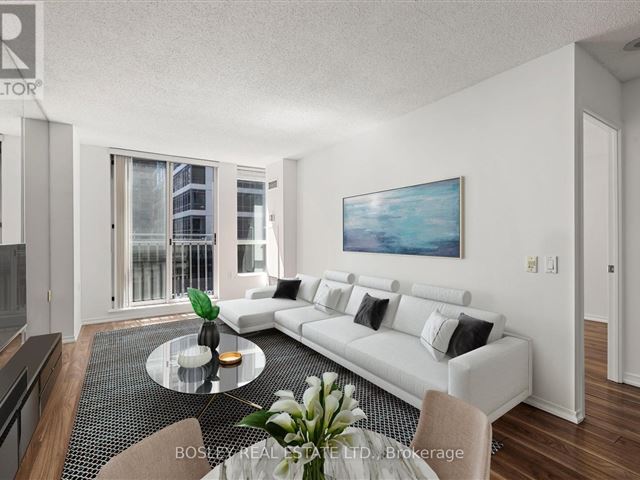 The Rosedale Ravine Residences - 802 388 Bloor Street East - photo 1