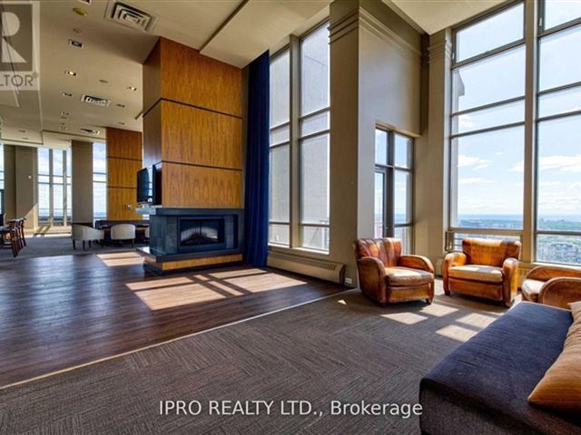 One Park Tower - 1610 388 Prince Of Wales Drive - photo 2