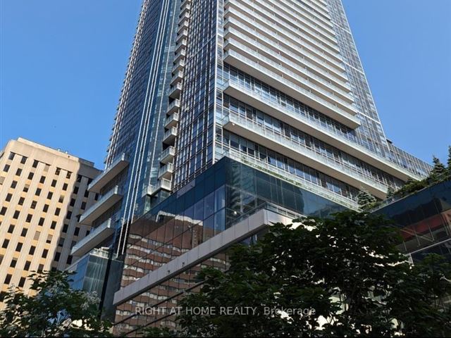 Aura at College Park - 7405 386 Yonge Street - photo 3