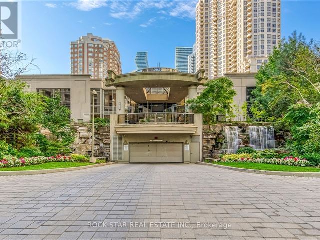 Ovation - 2701 3880 Duke Of York Boulevard - photo 1