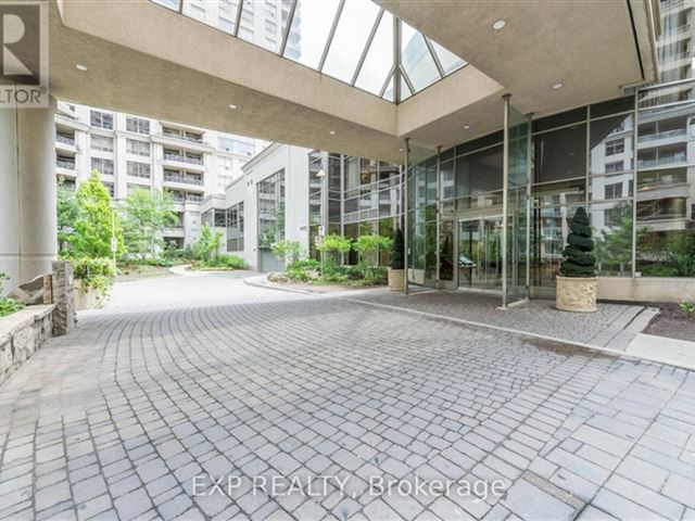 Ovation 2 - 121 3888 Duke Of York Boulevard - photo 3