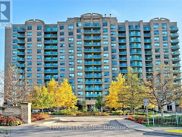 The Gates of Bayview Glen V - 311 39 Oneida Crescent - photo 1