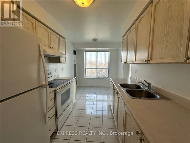 The Paramount - 513 39 Pemberton Avenue - photo 1