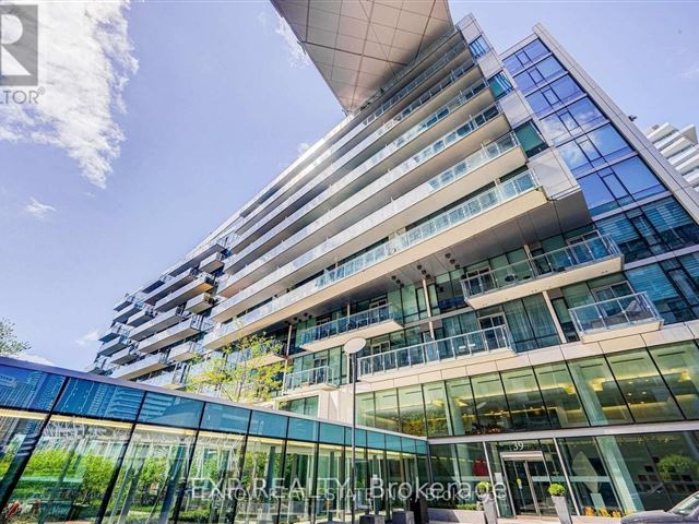 Pier 27 - 101 39 Queens Quay East - photo 1