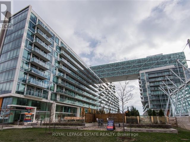 Pier 27 - 329 39 Queens Quay East - photo 1