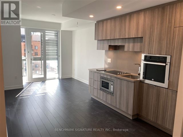 La Piazza Lofts - 710 39 Roehampton Avenue - photo 2