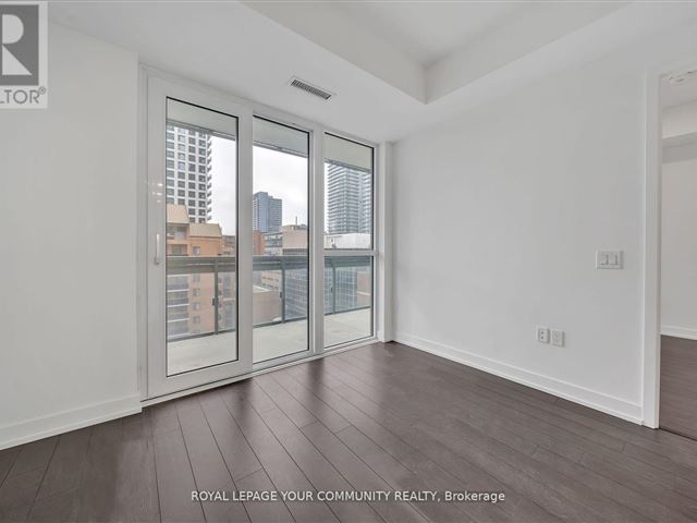 La Piazza Lofts - 701 39 Roehampton Avenue - photo 2