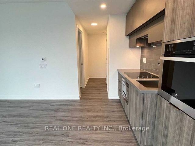 La Piazza Lofts - 2203 39 Roehampton Avenue - photo 3