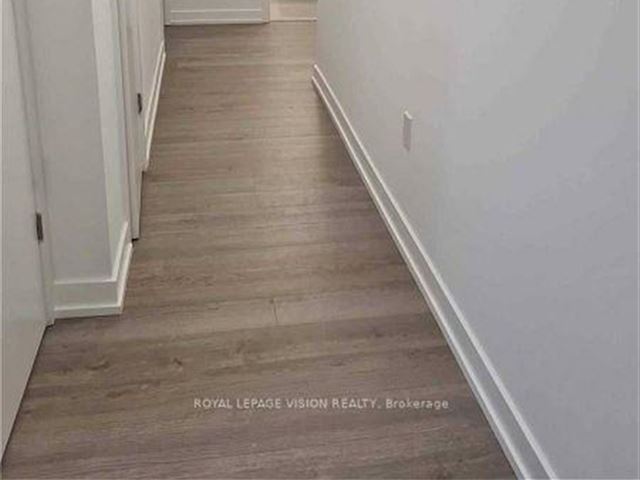 La Piazza Lofts - 708 39 Roehampton Avenue - photo 2