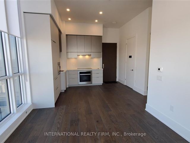 La Piazza Lofts - 4605 39 Roehampton Avenue - photo 2