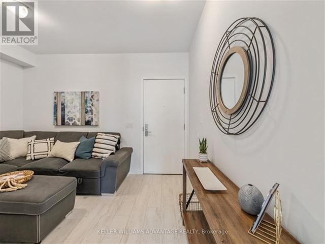 King+ Condos - 808 39 Sherbourne Street - photo 2