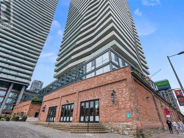 The Gooderham - 2602 390 Cherry Street - photo 2