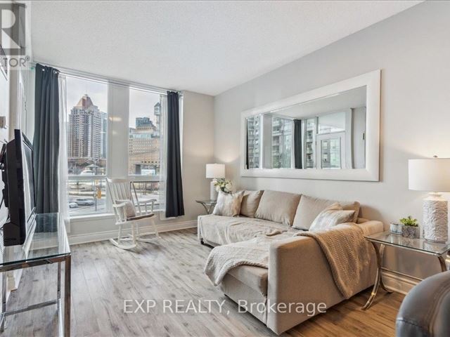 Citygate - 312 3939 Duke Of York Boulevard - photo 1