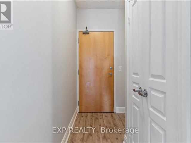 Citygate - 312 3939 Duke Of York Boulevard - photo 2