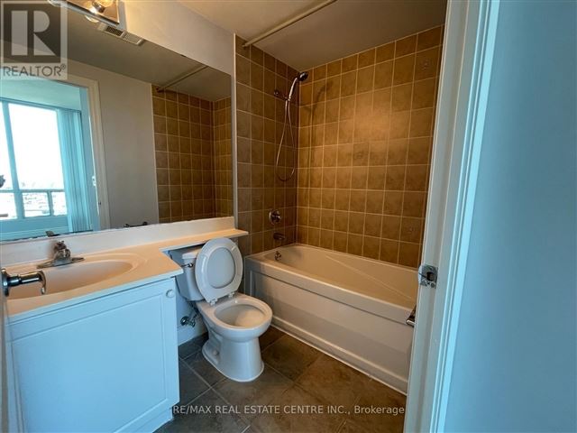 Citygate - 1904 3939 Duke Of York Boulevard - photo 2