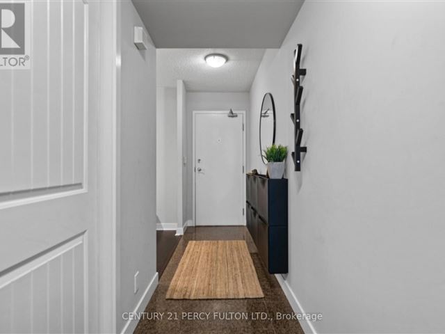 Apex at Cityplace - 1811 381 Front Street West - photo 2