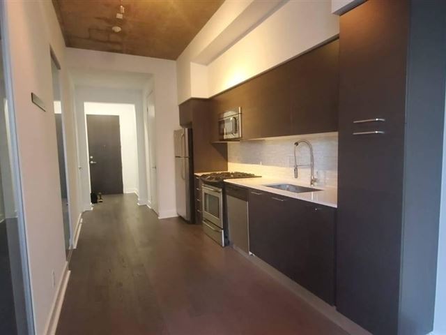 Lofts 399 - 620 399 Adelaide Street West - photo 3