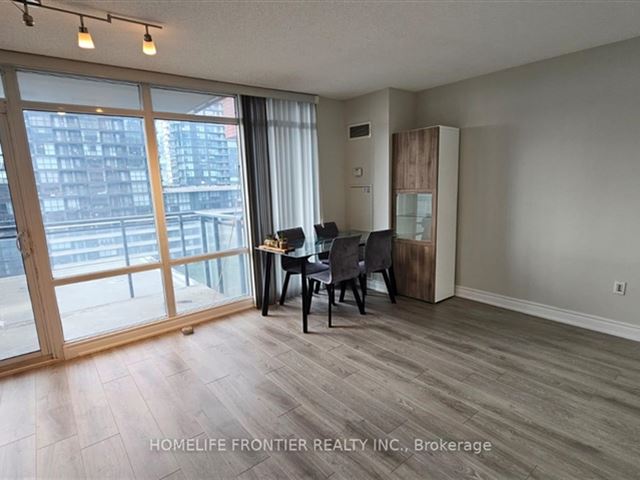 Neo - CityPlace - 1020 4 Spadina Avenue - photo 2