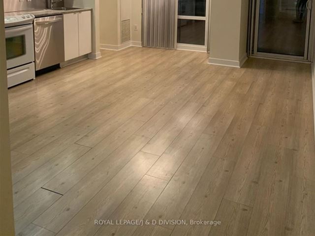 Neo - CityPlace - 617 4 Spadina Avenue - photo 2