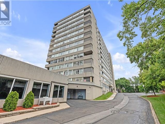 30 and 40 Harrisford Condos - 706 30 Harrisford Street - photo 2