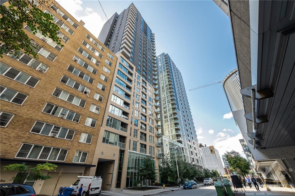 40 Nepean Street, Unit 2502, Ottawa — For rent @ $2,250 | CondoDork.com