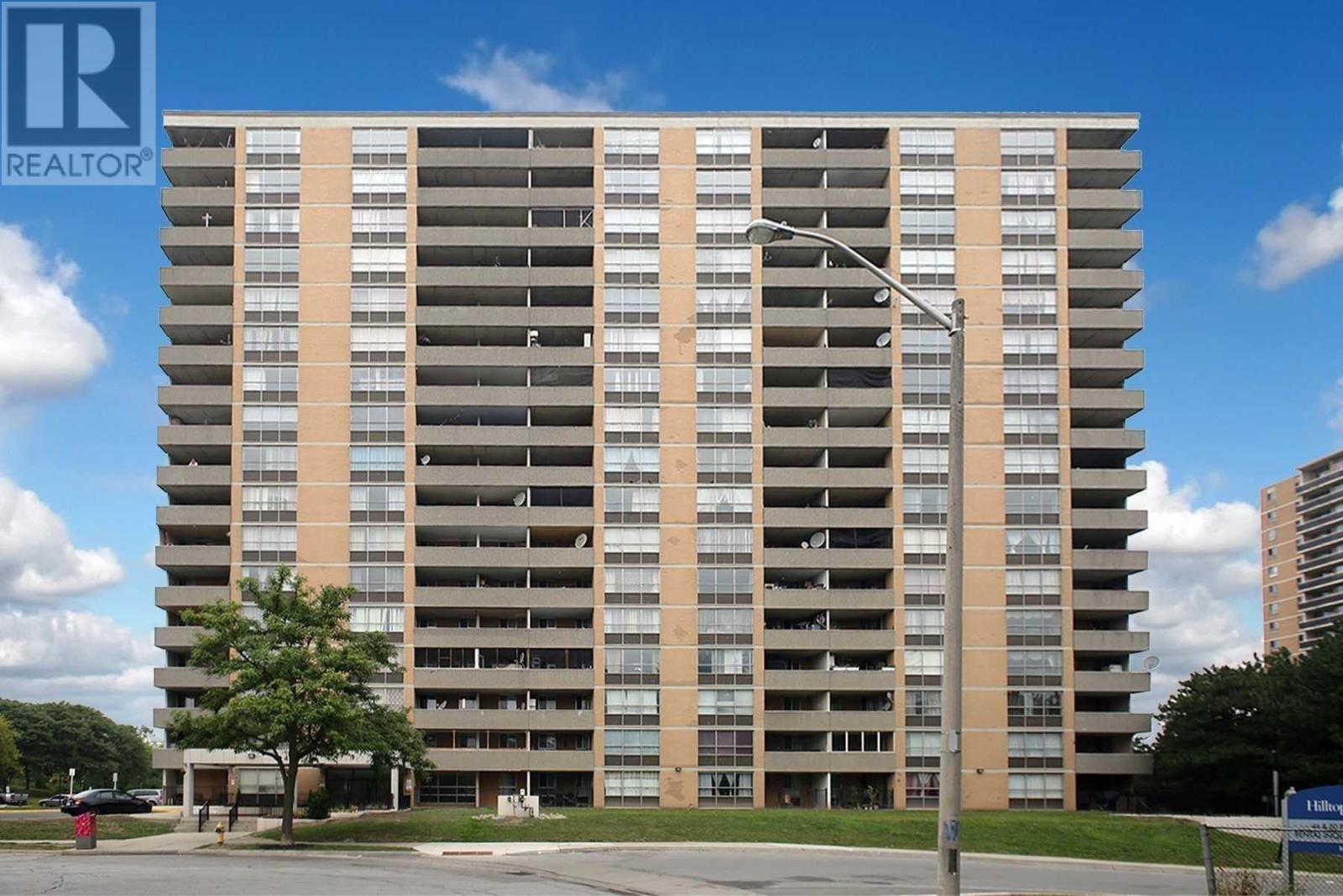 40 Panorama Court, Unit 101, Toronto — For sale @ $610,979 | CondoDork.com