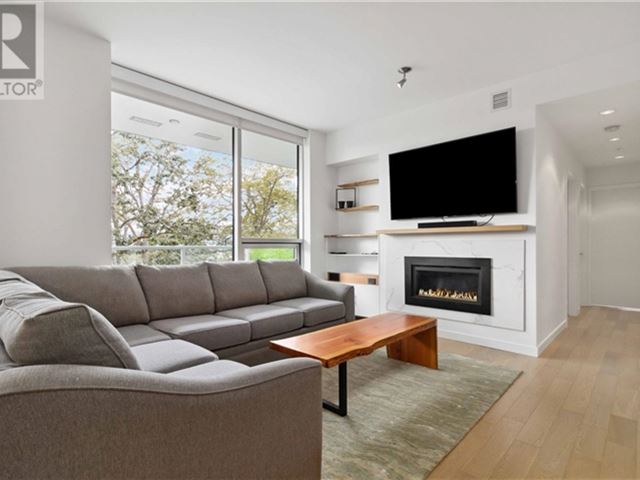 Lyra Residences - 504 4009 Rainbow Hill Lane - photo 1