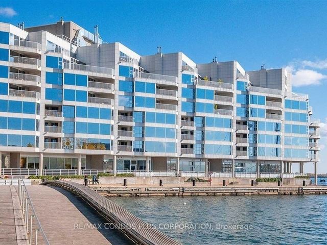 Harbourfront Terrace - 512 401 Queens Quay West - photo 2