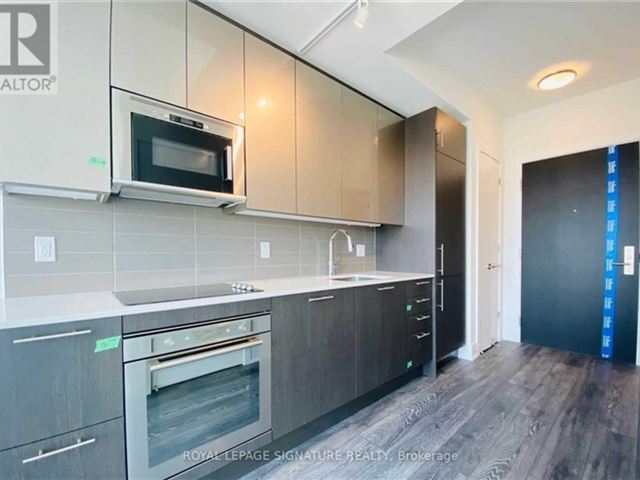 Stanley Condos - 2203 403 Church Street - photo 2