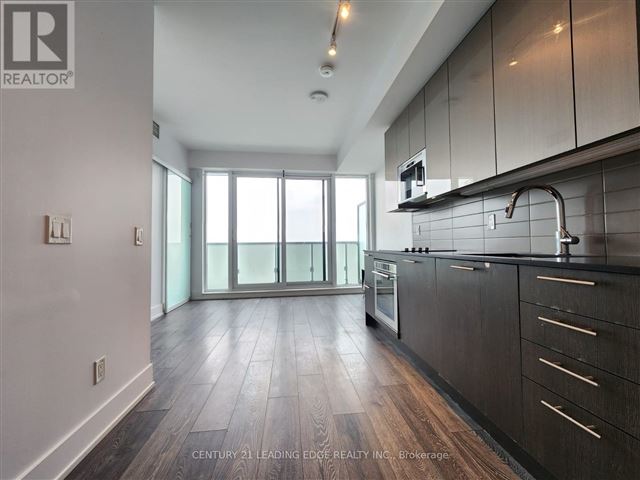 Stanley Condos - 3010 403 Church Street - photo 2