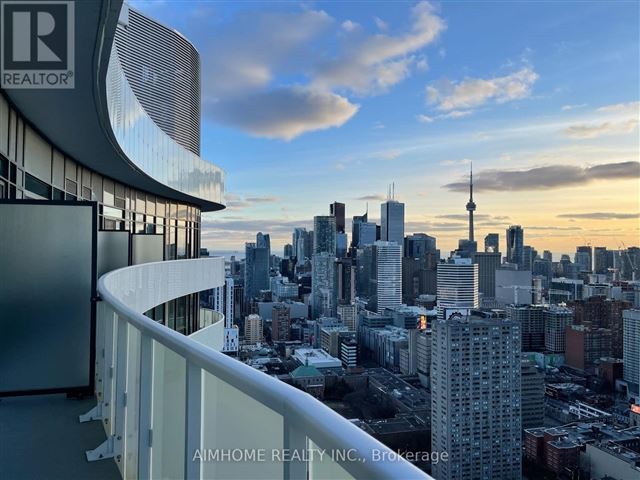 Stanley Condos - 4205 403 Church Street - photo 1