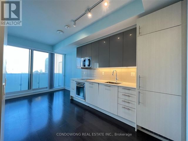 Stanley Condos - 1210 403 Church Street - photo 1