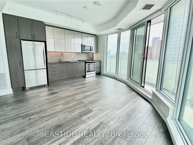 Stanley Condos - 1402 403 Church Street - photo 3